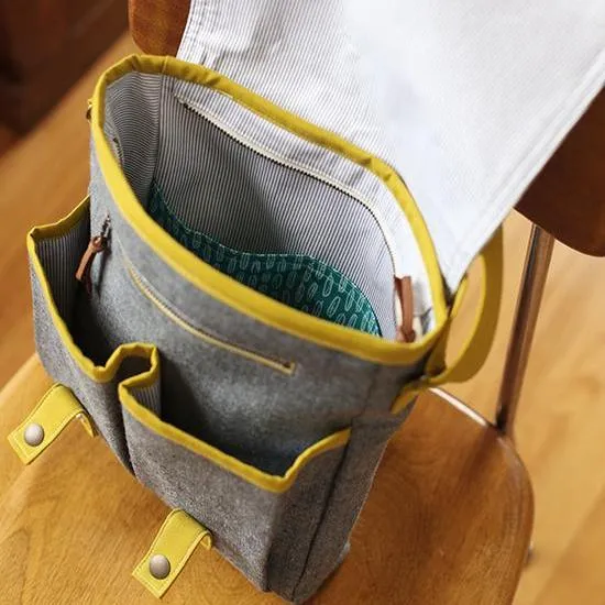 Campfire Messenger Bag - Noodlehead