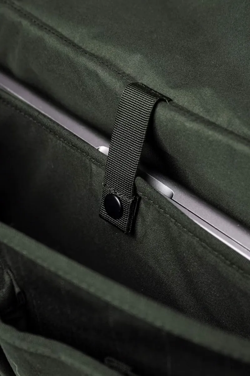 Sandqvist Everyday Messenger Bag (Dark Green)