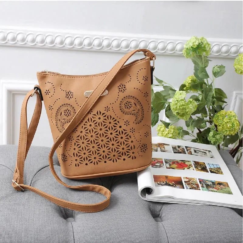 Women Hobo Faux-Leather Tote Shoulder Handbag with Beautiful Artwork